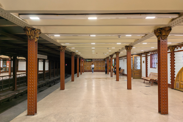 Budapest, M1 metró, Opera, bélyegkép