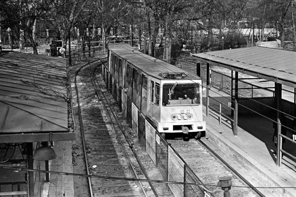 Budapest, M1 metró, Állatkert, bélyegkép