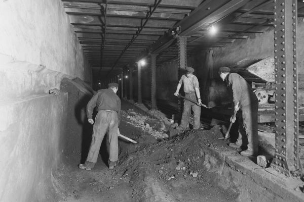 Budapest, M1 metró, vonalkorrekció, bélyegkép