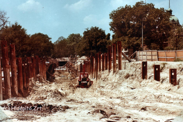 Budapest, M1 metró, meghosszabbítás, bélyegkép