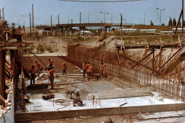 Budapest, M1 metró, meghosszabbítás, bélyegkép