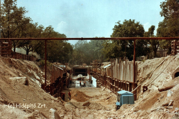 Budapest, M1 metró, meghosszabbítás, bélyegkép