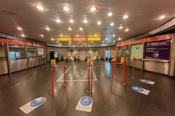 Budapest, M2 metró, Déli pályaudvar, bélyegkép