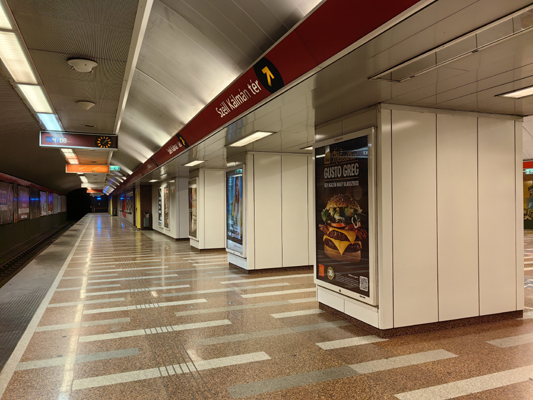 Budapest, M2 metró, Széll Kálmán tér, bélyegkép