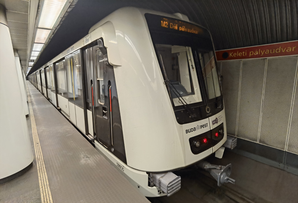 Budapest, M2 metró, Batthyány tér, bélyegkép