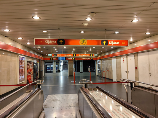 Budapest, M2 metró, Batthyány tér, bélyegkép