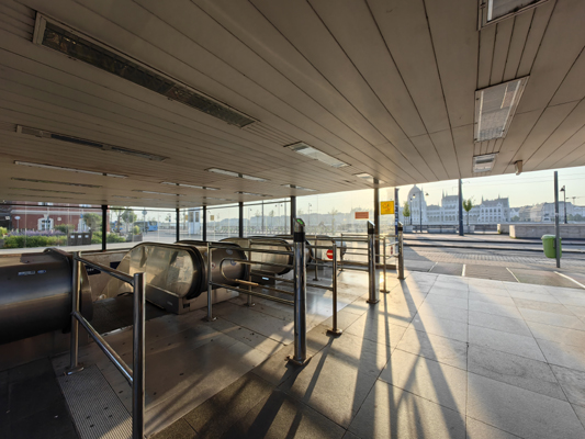 Budapest, M2 metró, Batthyány tér, bélyegkép