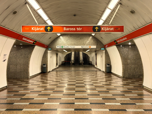 Budapest, M2 metró, Keleti pályaudvar, bélyegkép