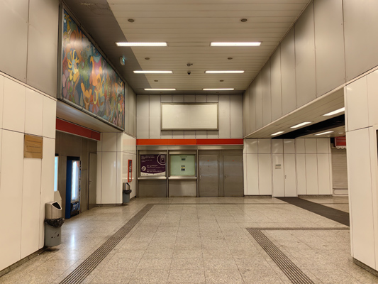 Budapest, M2 metró, Keleti pályaudvar, bélyegkép