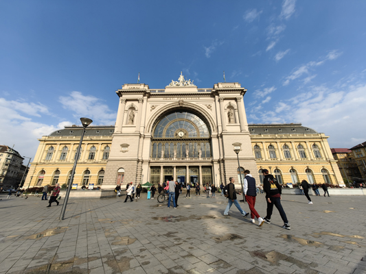 Budapest, M2 metró, Keleti pályaudvar, bélyegkép