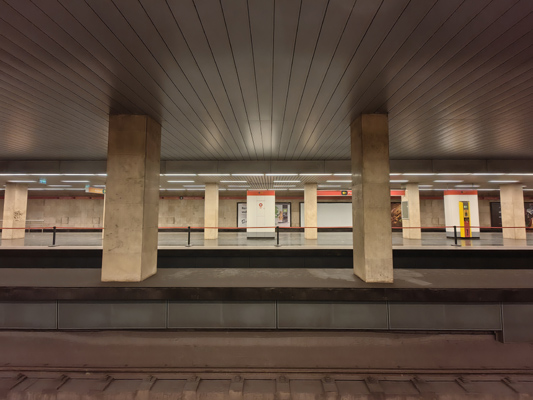 Budapest, M2 metró, Puskás Ferenc stadion, bélyegkép