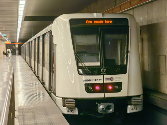 Budapest, M2 metró, Puskás Ferenc stadion, bélyegkép