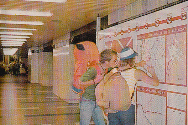 Budapest, M2 metró, Déli pályaudvar, bélyegkép