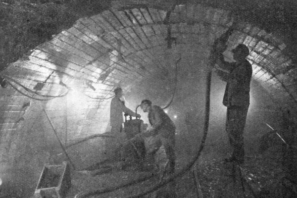 Budapest, M2 metró, építés, bélyegkép