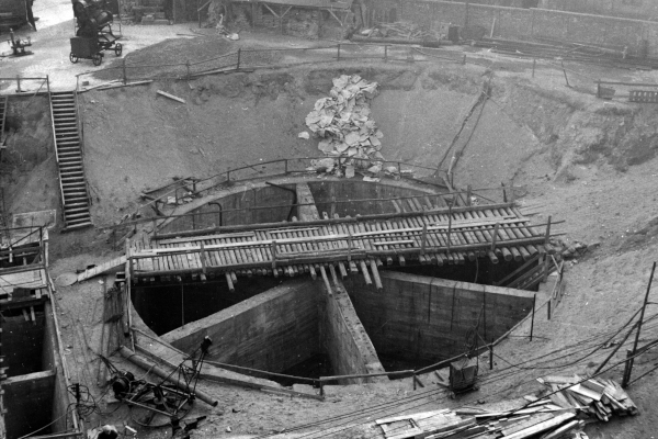 Budapest, M2 metró, építés, bélyegkép