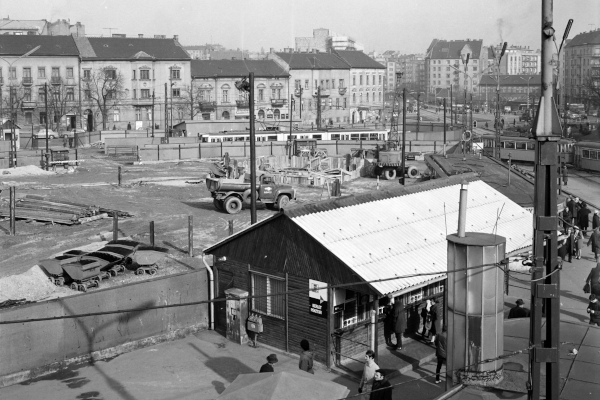 Budapest, M2 metró, építés, bélyegkép