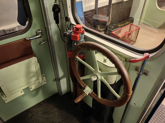 Budapest, M2 metró, Metró Kiállítóterem, bélyegkép