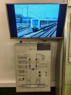 Budapest, M2 metró, Metró Kiállítóterem, bélyegkép