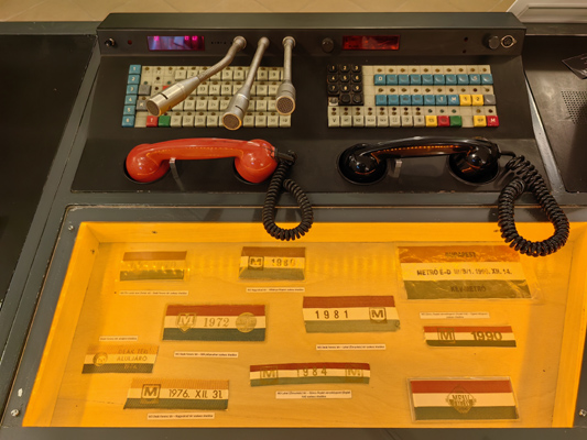 Budapest, M2 metró, Metró Kiállítóterem, bélyegkép