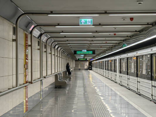 Budapest, M3 metró, Újpest-központ, bélyegkép