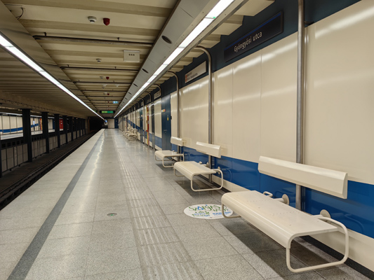Budapest, M3 metró, Gyöngyösi utca, bélyegkép