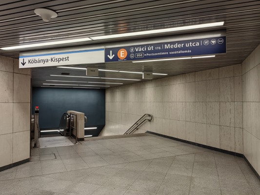 Budapest, M3 metró, Gyöngyösi utca, bélyegkép