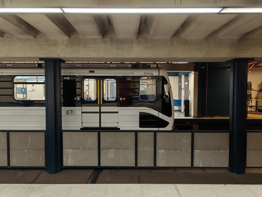 Budapest, M3 metró, Gyöngyösi utca, bélyegkép