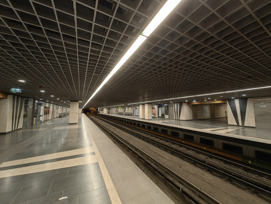 Budapest, M3 metró, Göncz Árpád városközpont, bélyegkép