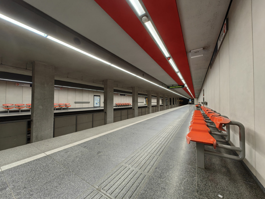 Budapest, M3 metró, Dózsa György út, bélyegkép