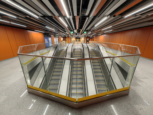 Budapest, M3 metró, Nyugati pályaudvar, bélyegkép