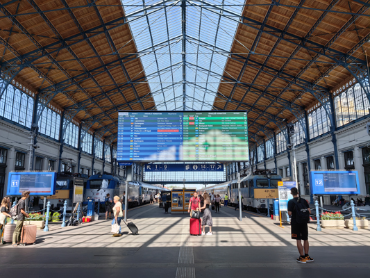Budapest, M3 metró, Nyugati pályaudvar, bélyegkép