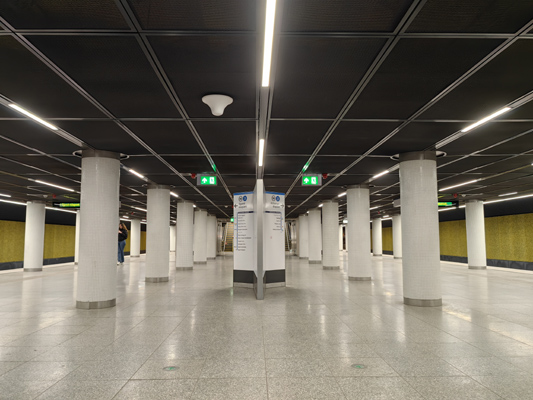 Budapest, M3 metró, Semmelweis Klinikák, bélyegkép