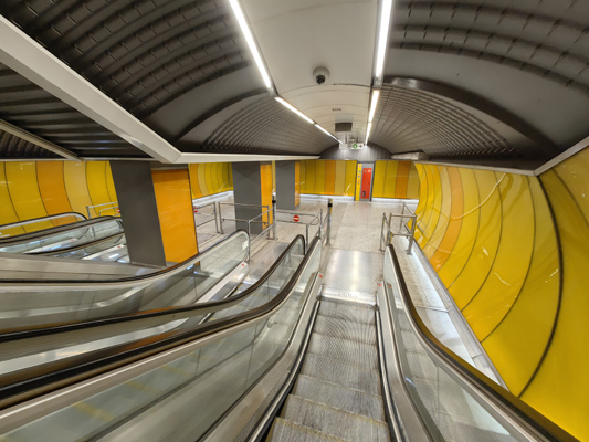 Budapest, M3 metró, Kálvin tér, M3-M4 metró, átszállás, bélyegkép