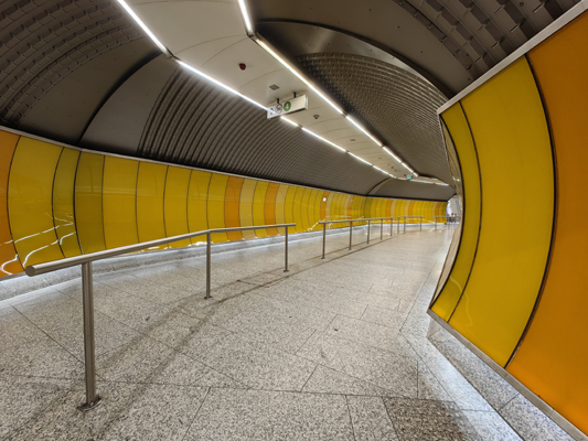 Budapest, M3 metró, Kálvin tér, M3-M4 metró, átszállás, bélyegkép