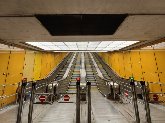 Budapest, M3 metró, Kálvin tér, M3-M4 metró, átszállás, bélyegkép