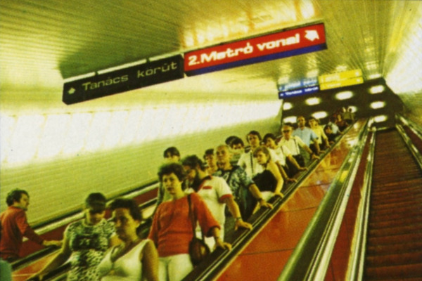 Budapest, M3 metró, Deák Ferenc tér, bélyegkép