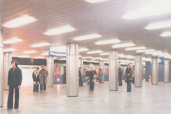 Budapest, M3 metró, Corvin-negyed, bélyegkép