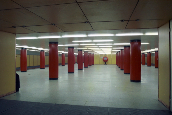 Budapest, M3 metró, Semmelweis Klinikák, bélyegkép