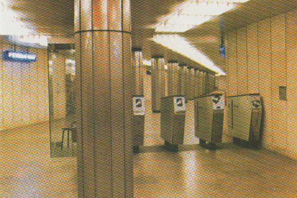 Budapest, M3 metró, Deák Ferenc tér, bélyegkép