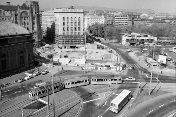Budapest, M3 metró, építés, bélyegkép