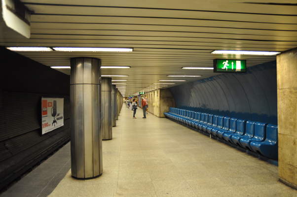 Budapest, M3 metró, Kálvin tér, bélyegkép