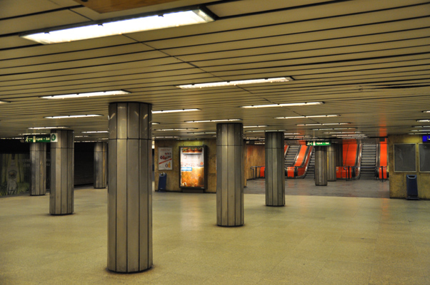 Budapest, M3 metró, Kálvin tér, bélyegkép