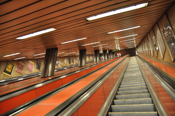 Budapest, M3 metró, Kálvin tér, bélyegkép