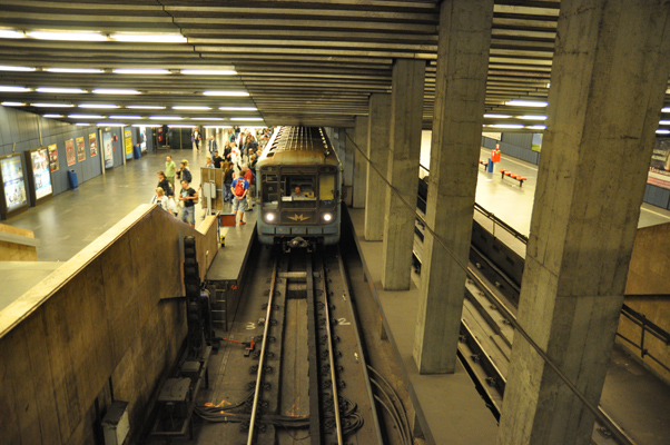 Budapest, M3 metró, Határ út, bélyegkép