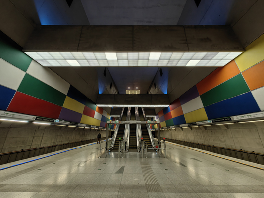 Budapest, M4 metró, Móricz Zsigmond körtér, bélyegkép
