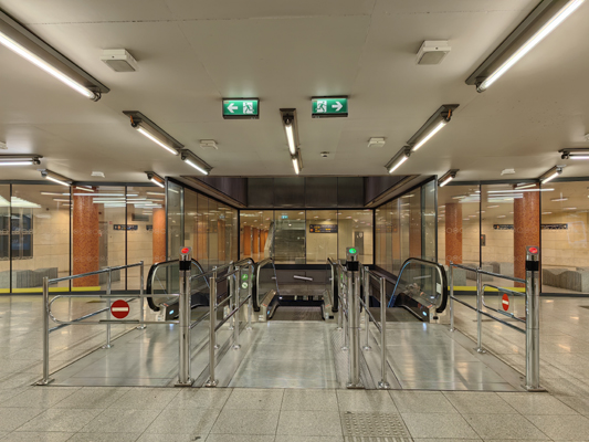 Budapest, M4 metró, Móricz Zsigmond körtér, bélyegkép