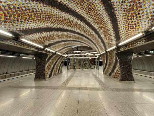 Budapest, M4 metró, Szent Gellért tér - Műegyetem, bélyegkép