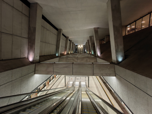 Budapest, M4 metró, Keleti pályaudvar, bélyegkép