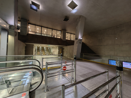 Budapest, M4 metró, Keleti pályaudvar, bélyegkép