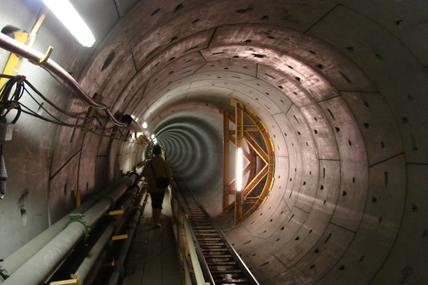 Budapest, M4 metró, alagút, bélyegkép